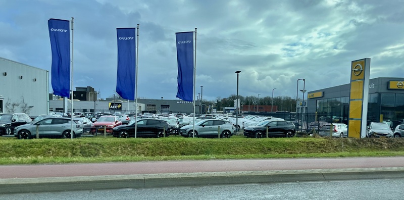 Afbeeldingslocatie: https://tweakers.net/i/ZDLjPkf21fLBVINKlWWpXOXY0mE=/800x/filters:strip_icc():strip_exif()/f/image/BC6xJv2L9qRdP9tH4jfwakg2.jpg?f=fotoalbum_large