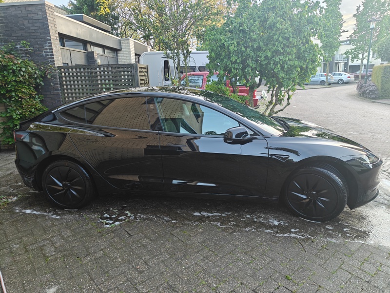 Afbeeldingslocatie: https://tweakers.net/i/ZF1Ij2SSWIyKScoDqIry6Ay_zGk=/800x/filters:strip_icc():strip_exif()/f/image/coM7jmMK0vMoUbeVP0Sc8T29.jpg?f=fotoalbum_large