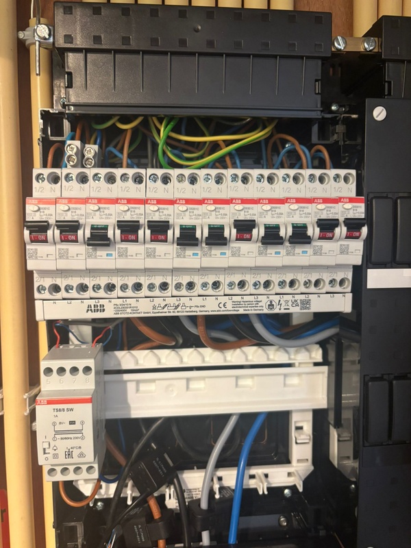 Afbeeldingslocatie: https://tweakers.net/i/ZF25zvm6p64ihmOOdwT8ETk3OEs=/x800/filters:strip_icc():strip_exif()/f/image/XBuEjFewqpWRkUHm7aSmAFKz.jpg?f=fotoalbum_large