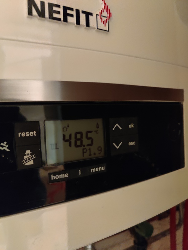 Afbeeldingslocatie: https://tweakers.net/i/ZGIRvgzq5hEmDcjnHy2SI2LiD8s=/x800/filters:strip_icc():strip_exif()/f/image/lrWDt6eozNCN7s1kFj2Jlj6c.jpg?f=fotoalbum_large