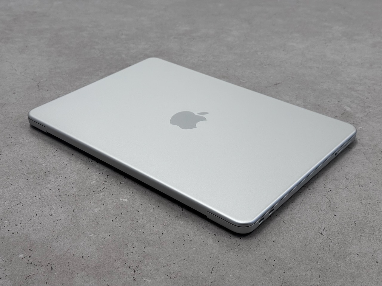 Apple MacBook Neo, 256GB opslag, Magic Keyboard, Qwerty, Zilver