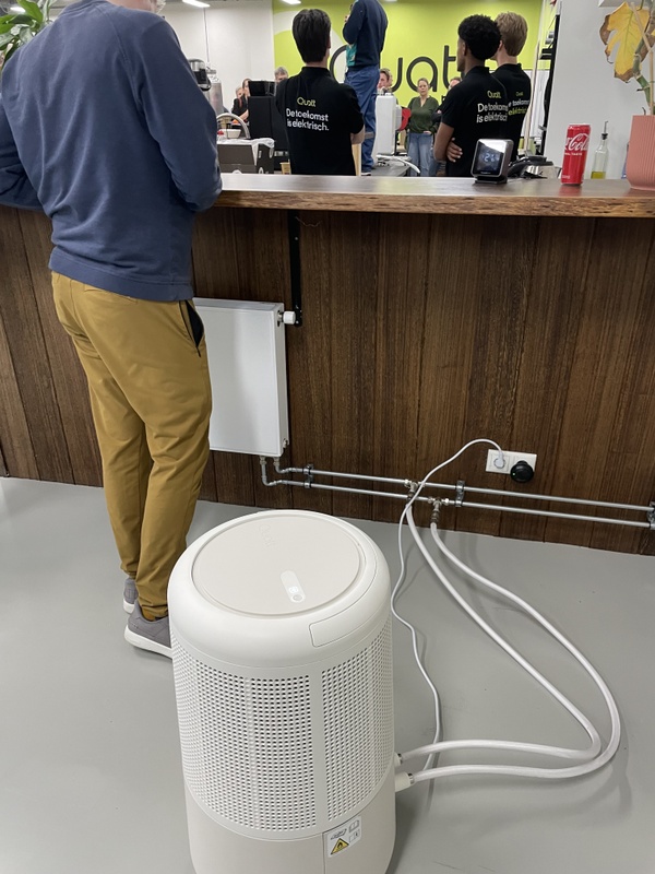 Afbeeldingslocatie: https://tweakers.net/i/ZRT91hxANjVQs8KjeA-fvyg7c8I=/x800/filters:strip_icc():strip_exif()/f/image/gWTN5DqyIe1UPsX906xNmf6W.jpg?f=fotoalbum_large