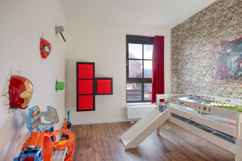 Afbeeldingslocatie: https://tweakers.net/i/ZRnCL0E4wFXah10oBTw8R2i73LU=/800x/filters:strip_icc():strip_exif()/f/image/IMYjSQ04zYvYBDThQMSJblvb.jpg?f=fotoalbum_large