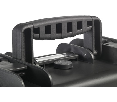 Bowers & Wilkins Type 6700
