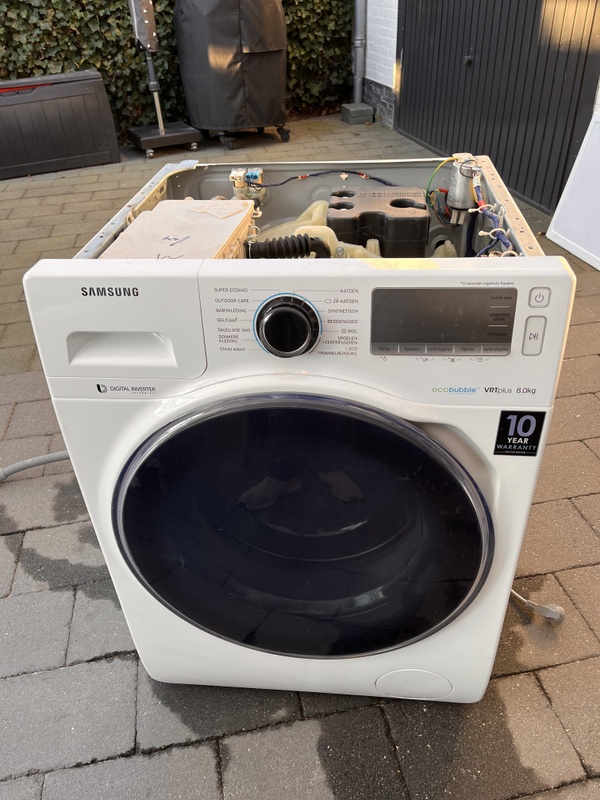 Afbeeldingslocatie: https://tweakers.net/i/ZVSr2YYbSMfwqeWPTJ3xWQwDKAE=/x800/filters:strip_icc():strip_exif()/f/image/r0Nw61dJMFizveG6OFljxT82.jpg?f=fotoalbum_large