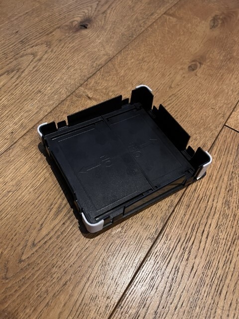 Afbeeldingslocatie: https://tweakers.net/i/ZYADNXrcYskT5LbLgeXUy7iXxMI=/full-fit-in/4920x3264/filters:max_bytes(3145728):no_upscale():strip_icc():fill(white):strip_exif()/f/image/G9RMYP3KZSgMfUWrVF6adRO3.jpg?f=user_large