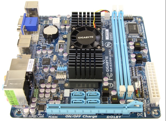 Gigabyte GA-E350N-USB3