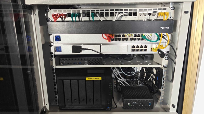Afbeeldingslocatie: https://tweakers.net/i/ZZy1B5kAL4jXQjPS6AVdMZ3Awfs=/800x/filters:strip_icc():strip_exif()/f/image/hWhc23UcxOqnN85f6cmfJyny.jpg?f=fotoalbum_large