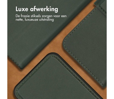 Accezz Premium Leather 2 in 1 Wallet Bookcase Samsung Galaxy A54 (5G) - Groen