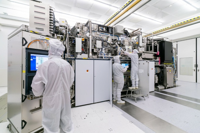 ASML-cleanroom EUV