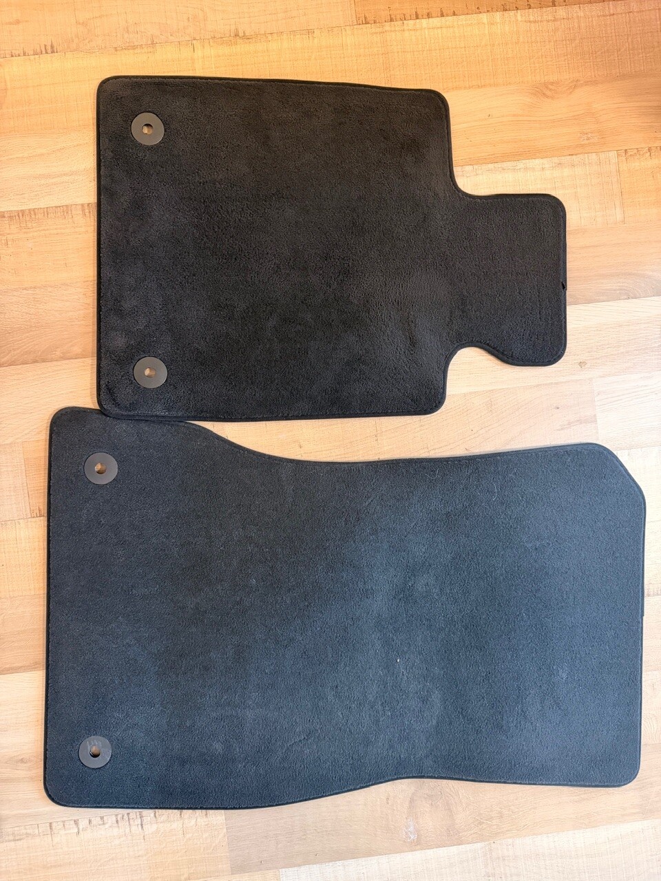 Afbeeldingslocatie: https://tweakers.net/i/ZaosuM0r4u8tL1S6vgtgn3AlhFc=/fit-in/4920x3264/filters:max_bytes(3145728):no_upscale():strip_icc():strip_exif()/f/image/R32mCD4qdKy7A4SvIJgDpN8j.jpg?f=user_large