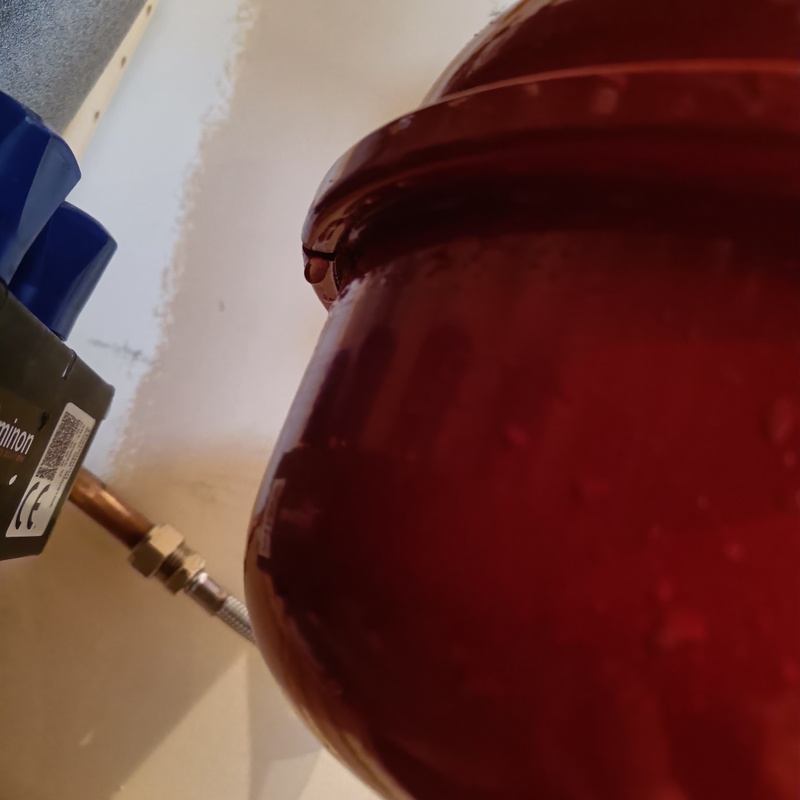 Afbeeldingslocatie: https://tweakers.net/i/ZdPsVhiwg9Tkt_u0kKgyMm5QgLY=/800x/filters:strip_icc():strip_exif()/f/image/kI2aTjd5tDJNPnxzDpGsdfEQ.jpg?f=fotoalbum_large