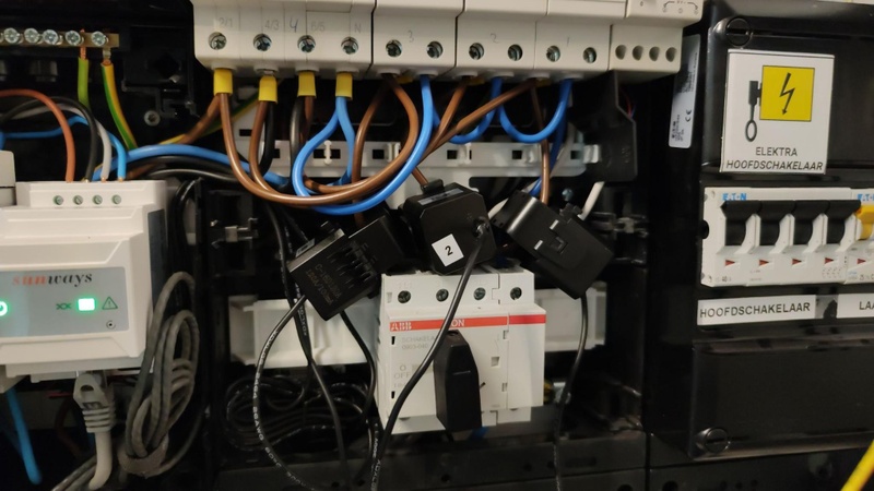 Afbeeldingslocatie: https://tweakers.net/i/ZfNW_u_sP3VHmZzgGaREonCv0zs=/800x/filters:strip_icc():strip_exif()/f/image/r5t3jP1WqrrjKbnUn8liwTpq.jpg?f=fotoalbum_large
