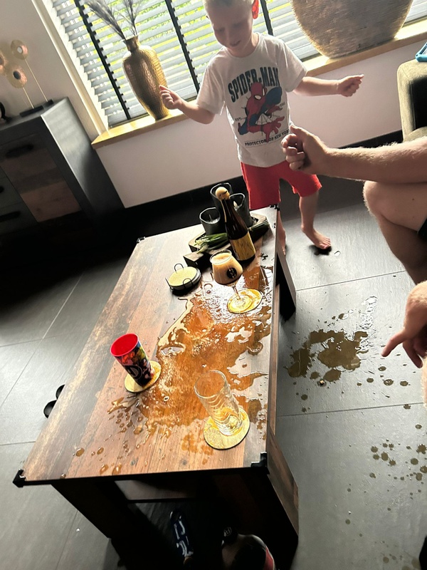 Afbeeldingslocatie: https://tweakers.net/i/Zj9B6TRFWTt6HoK47m0WhrIspqA=/x800/filters:strip_icc():strip_exif()/f/image/8gfhXyQ5UdJDKpB1uIZO16Ti.jpg?f=fotoalbum_large