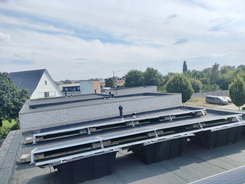 Afbeeldingslocatie: https://tweakers.net/i/ZkvFPQm3o7Cn-08GNYxF6MoImFk=/800x/filters:strip_icc():strip_exif()/f/image/emqIKXvJQ76pCXksaq7uYcK7.jpg?f=fotoalbum_large