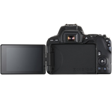 Canon EOS 200D + 18-55mm DC III + 100EG tas + 16GB SDHC Zwart
