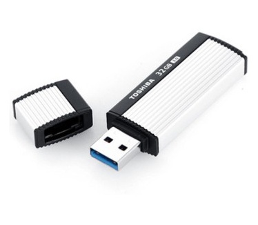 Toshiba Osumi 32GB Zilver