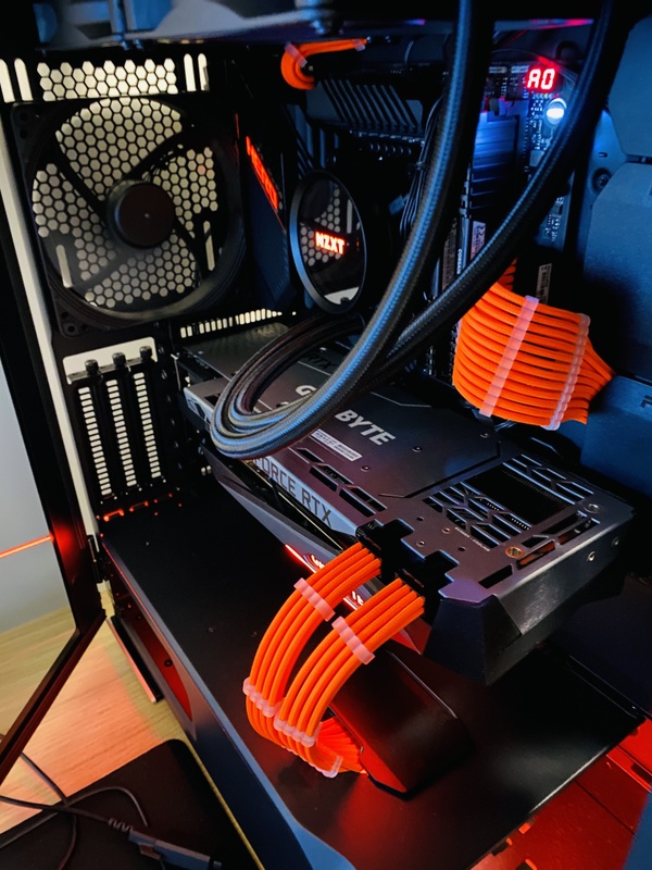 Afbeeldingslocatie: https://tweakers.net/i/Zwqhg_MqAMoneecCNPQaGUXHGGA=/x800/filters:strip_icc():strip_exif()/f/image/zDxQOAXT1UVfqBO2Tj2Ef0hc.jpg?f=fotoalbum_large