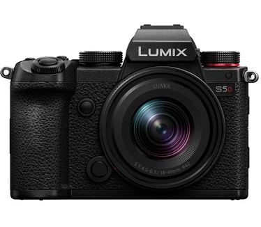 Panasonic S5 + Lumix S 18-40mm / F4.5-6.3 Zoom