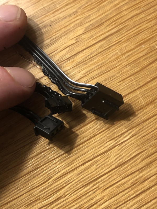 Afbeeldingslocatie: https://tweakers.net/i/_-x6Ha_C16omtpyd3z3Clck_TLs=/x800/filters:strip_icc():strip_exif()/f/image/Tbx8i3hGyDpnfMqzolrF5gBl.jpg?f=fotoalbum_large