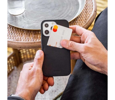 Accezz Premium Leather Card Slot Backcover iPhone 13 Pro Max - Zwart