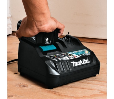 Makita DC18RE