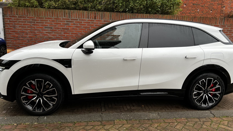 Afbeeldingslocatie: https://tweakers.net/i/_43HkXPjXmpp2kc_HhdS7q9eoJw=/800x/filters:strip_icc():strip_exif()/f/image/YlOXvN4tLLdP7hTDGKndkSUx.jpg?f=fotoalbum_large