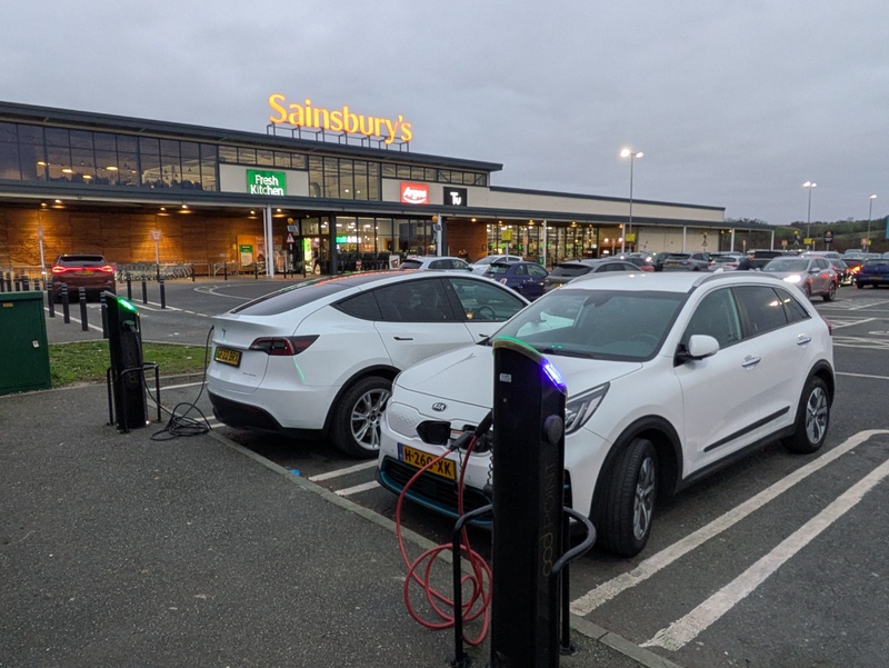 Afbeeldingslocatie: https://tweakers.net/i/_4BukaR-JoN_WfW2kMCkxmnlDbI=/800x/filters:strip_icc():strip_exif()/f/image/0UuUEdqQ2LHGii2zX07NOJoA.jpg?f=fotoalbum_large