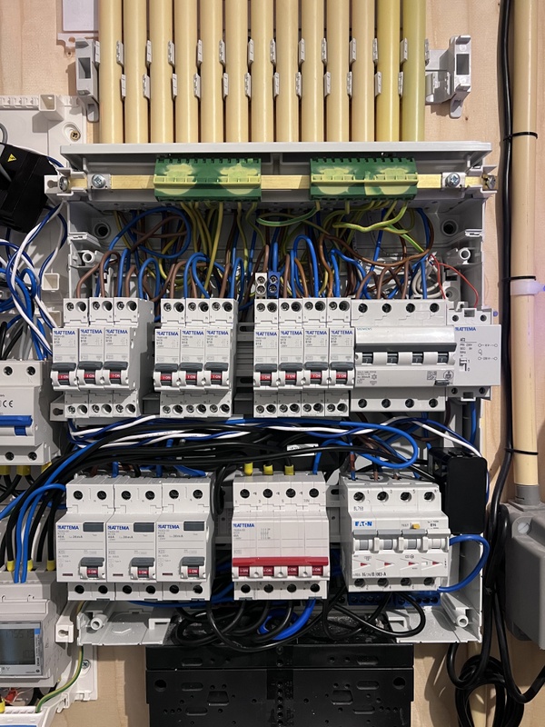 Afbeeldingslocatie: https://tweakers.net/i/_6syeqvg3k2uL5QsPIqIZjrNg_M=/x800/filters:strip_icc():strip_exif()/f/image/7q2vji8u8r3dbwUkTuTa2aZu.jpg?f=fotoalbum_large