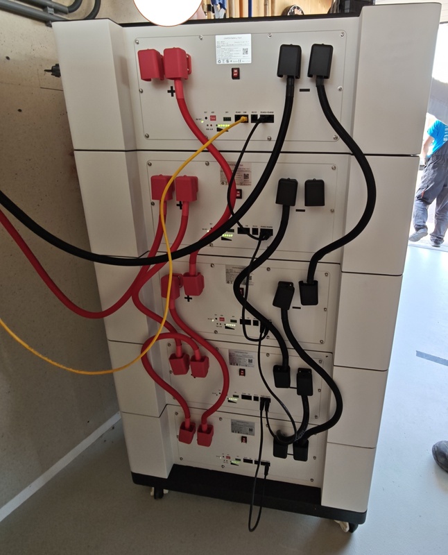 Afbeeldingslocatie: https://tweakers.net/i/_8HS9K9HvdxJEA7GzDacQ9nDdnI=/x800/filters:strip_icc():strip_exif()/f/image/LVyHrwxyG0ooc055WhsWrr6p.jpg?f=fotoalbum_large