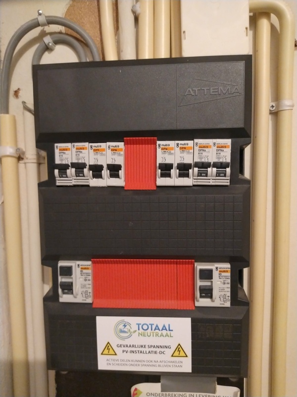 Afbeeldingslocatie: https://tweakers.net/i/_BeThmllNoHX89daLLPPJg2B7m4=/x800/filters:strip_icc():strip_exif()/f/image/B1BaavynYZm7K7GtKdqTfZjL.jpg?f=fotoalbum_large