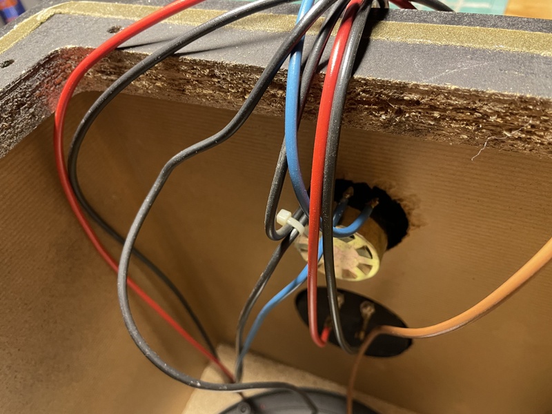 Afbeeldingslocatie: https://tweakers.net/i/_F8PJkcSjBaj-n2tcTbkBZv0CBo=/800x/filters:strip_icc():strip_exif()/f/image/AxV72aRs1wOQHbpMjdfuHaGY.jpg?f=fotoalbum_large