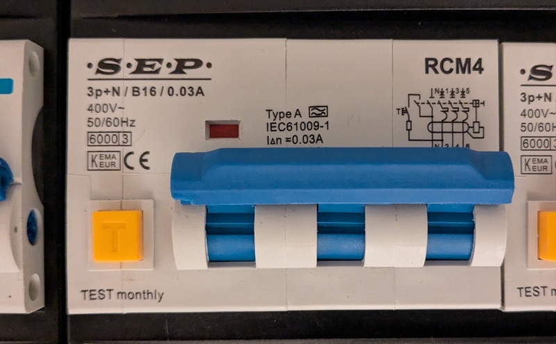 Afbeeldingslocatie: https://tweakers.net/i/_FMvYIbbeE2iQDd9m31PDxah3Bs=/800x/filters:strip_icc():strip_exif()/f/image/7thmySGe9qtDsfCdFqUlvnu2.jpg?f=fotoalbum_large