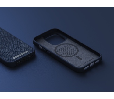 Njord byElements Salmon Leather Magsafe