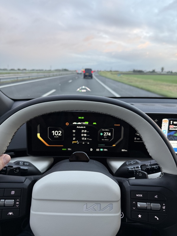 Afbeeldingslocatie: https://tweakers.net/i/_Ie-RElEJnwAqxAwG700obHylEc=/x800/filters:strip_icc():strip_exif()/f/image/YzlVjeaJGfBVgbqn8nOl020R.jpg?f=fotoalbum_large