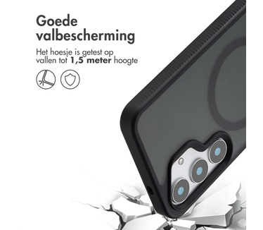 Accezz Rugged Frosted Backcover met MagSafe