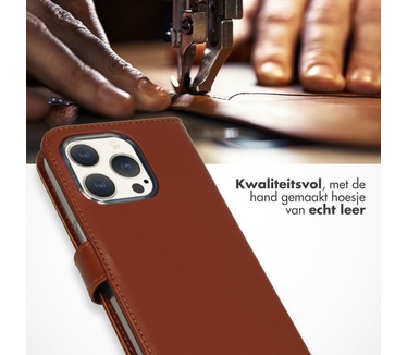 Selencia Echt Lederen Bookcase iPhone 15 Pro - Lichtbruin