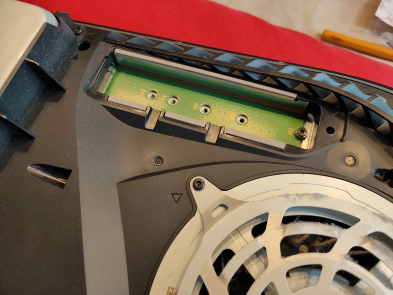 Afbeeldingslocatie: https://tweakers.net/i/_LvMXOVTm4FOSDkiveDFrFs_hPA=/800x/filters:strip_icc():strip_exif()/f/image/H4SP1v6UY3gkNc2WREuAkai6.jpg?f=fotoalbum_large