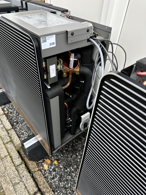 Afbeeldingslocatie: https://tweakers.net/i/_NORD0iKgnLbfBl4USt7GQOgrzQ=/x800/filters:strip_icc():strip_exif()/f/image/TSQyfrHIhtEFiOYG4XJpxZQC.jpg?f=fotoalbum_large