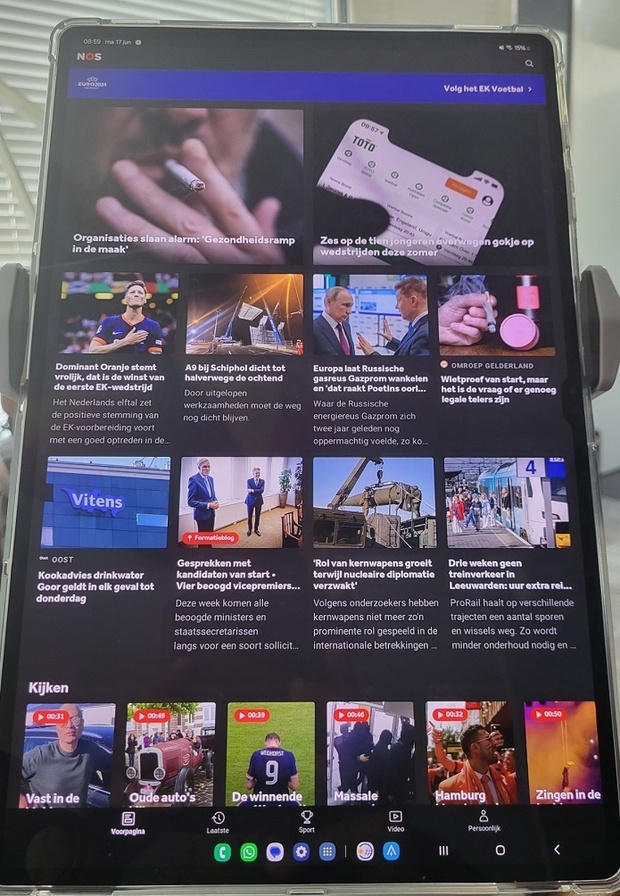 Afbeeldingslocatie: https://tweakers.net/i/_PkfiDKu2rVyEgGiHnZTEQsZmR8=/620x/filters:strip_icc():strip_exif()/m/878181/1Sj6zPF503UH4ZwNVKrcGL5fXU1niHo7ThKaajGyXSOoDmVZdf.jpeg?f=620xauto