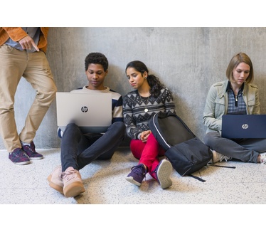 HP Pavilion 14-ce2715nd