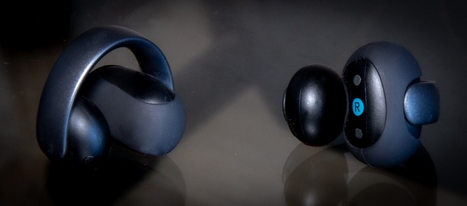 Soundcore AeroClip close