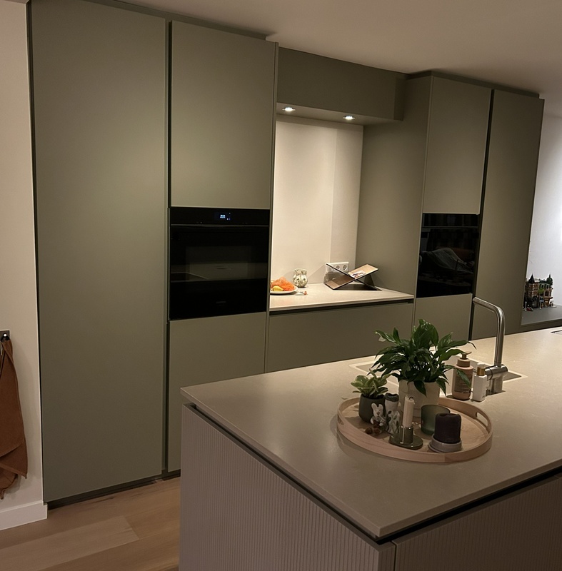 Afbeeldingslocatie: https://tweakers.net/i/_UnRawSwS6B7RbX2IWH8kIlAi1U=/x800/filters:strip_icc():strip_exif()/f/image/jd4b2fJmyGCIODEWrrILf08l.jpg?f=fotoalbum_large