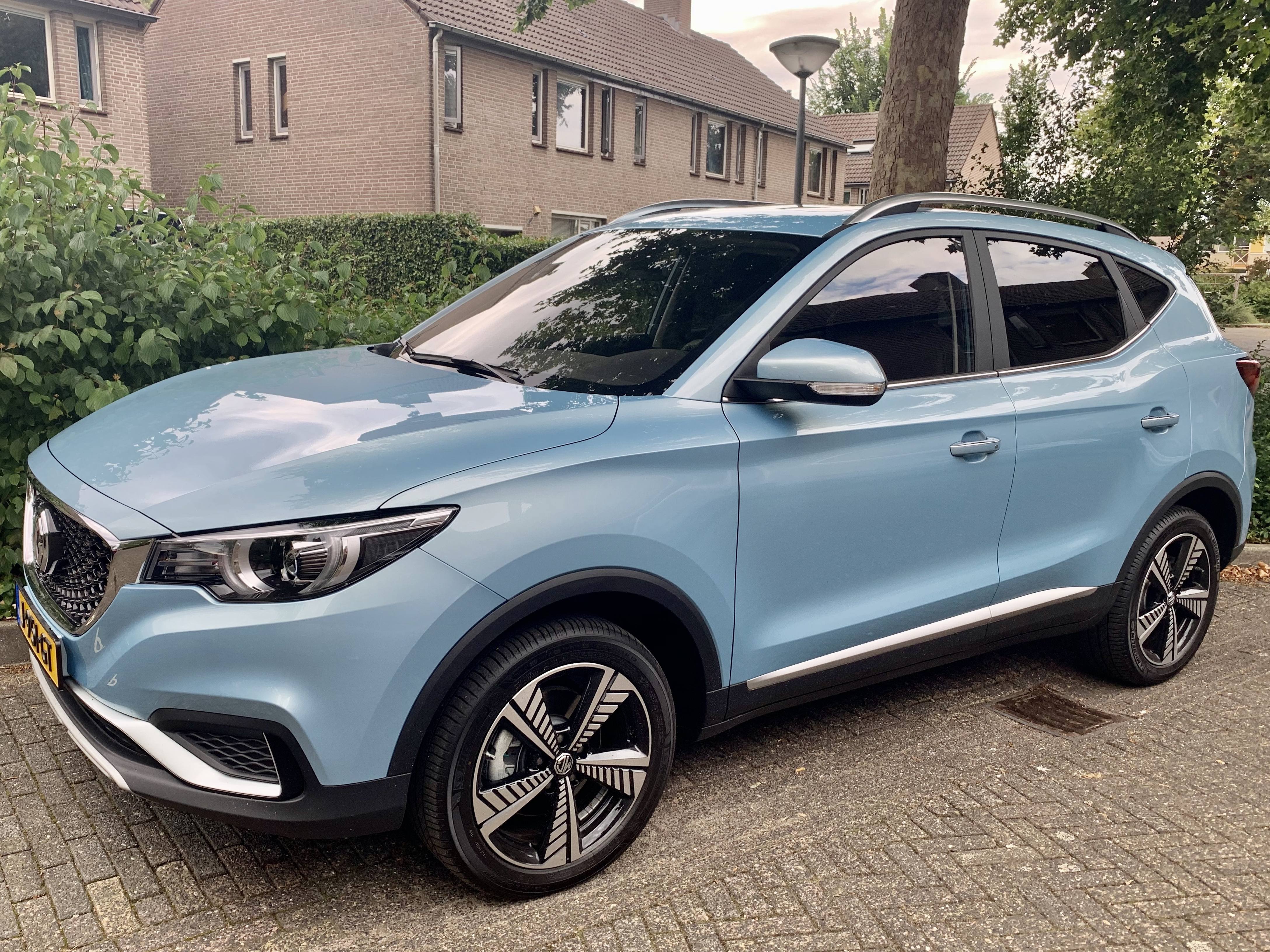 Tweakers mg hot sale zs ev
