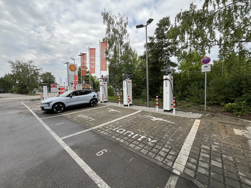 Afbeeldingslocatie: https://tweakers.net/i/_YX-PObt6l9U6LsdH_4IsGWpOg8=/800x/filters:strip_icc():strip_exif()/f/image/1vtVdFPI4nXG8KtNjMQFT51h.jpg?f=fotoalbum_large