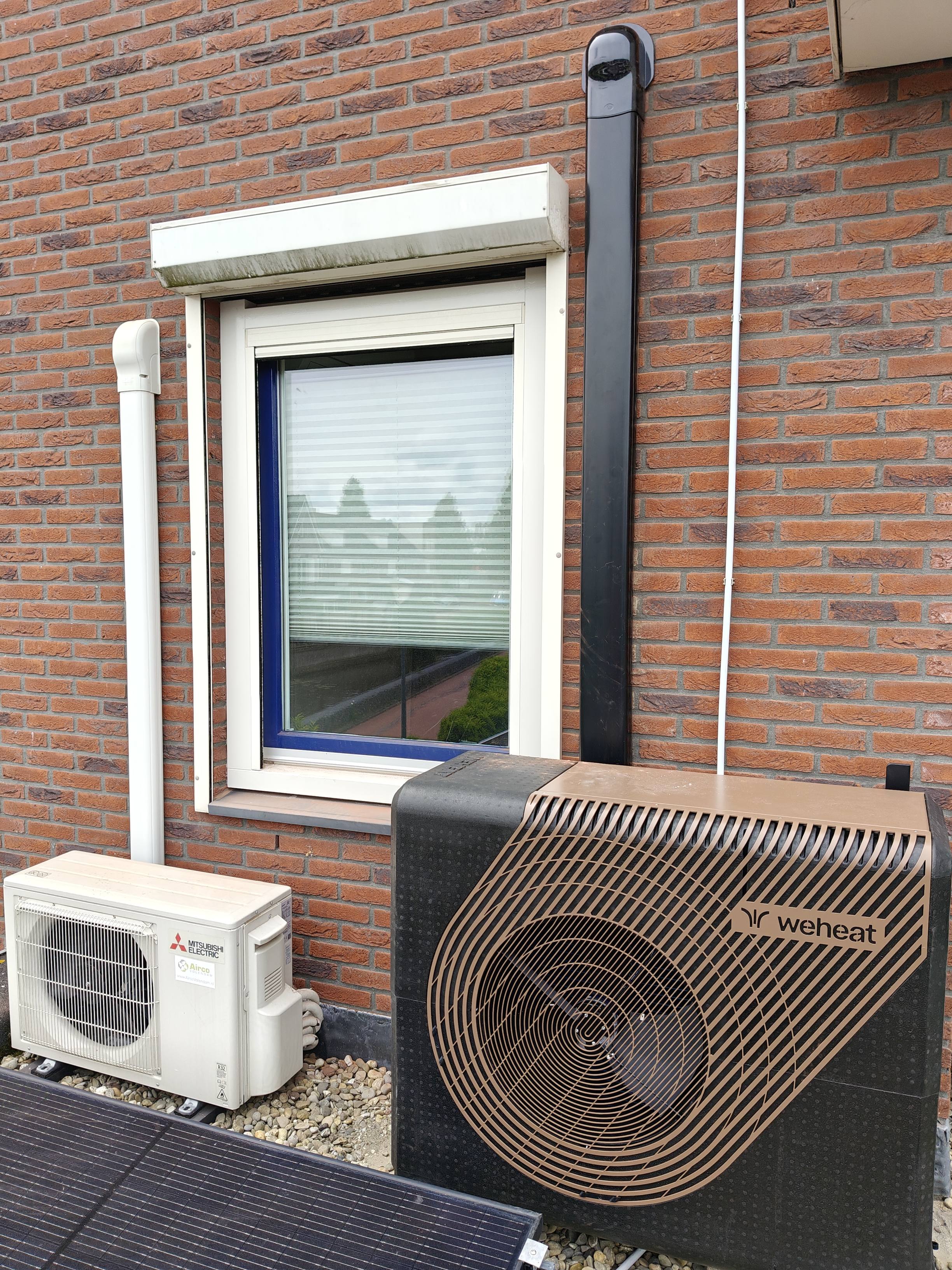 Afbeeldingslocatie: https://tweakers.net/i/_ZWMSk-F4EyXksk_G-c7QDhbS1k=/fit-in/4920x3264/filters:max_bytes(3145728):no_upscale():strip_icc():strip_exif()/f/image/8y60mACEqywBs2kHcN9Fbn9l.jpg?f=user_large