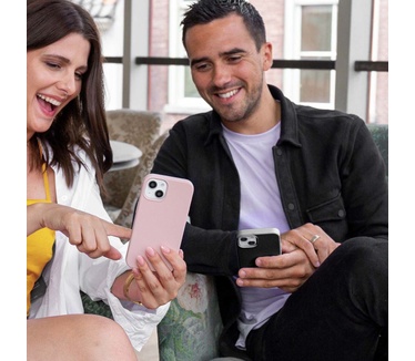 Accezz Liquid Silicone Backcover iPhone 11 - Zwart
