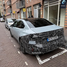 Afbeeldingslocatie: https://tweakers.net/i/_g2PiqYP3_U_FLMhIRvzkyuIEbo=/232x232/filters:strip_icc():strip_exif()/f/image/FkNKFPiS7Y1yaEmMYtJxe8Yy.jpg?f=fotoalbum_tile