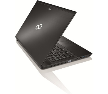 Fujitsu Lifebook AH522/SL (Windows 8 Pro)