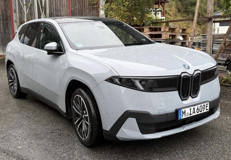 Afbeeldingslocatie: https://tweakers.net/i/_jE98bkGakHV6M_GfTZwKYFhMVs=/fit-in/4920x3264/filters:max_bytes(3145728):no_upscale():strip_icc():strip_exif()/f/image/Oxym9fr0hBKIp0CRZZAdyVcO.jpg?f=user_large